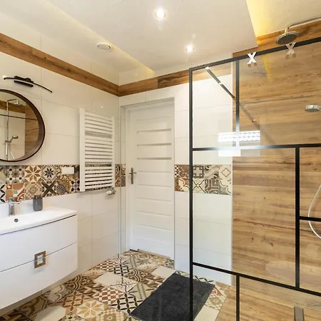 Max House, Energylandia